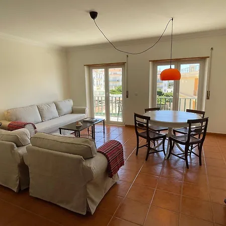 Apartment Stylish Coastal With Sea View *