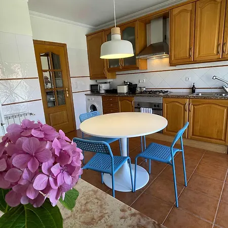 Stylish Coastal With Sea View Apartment *